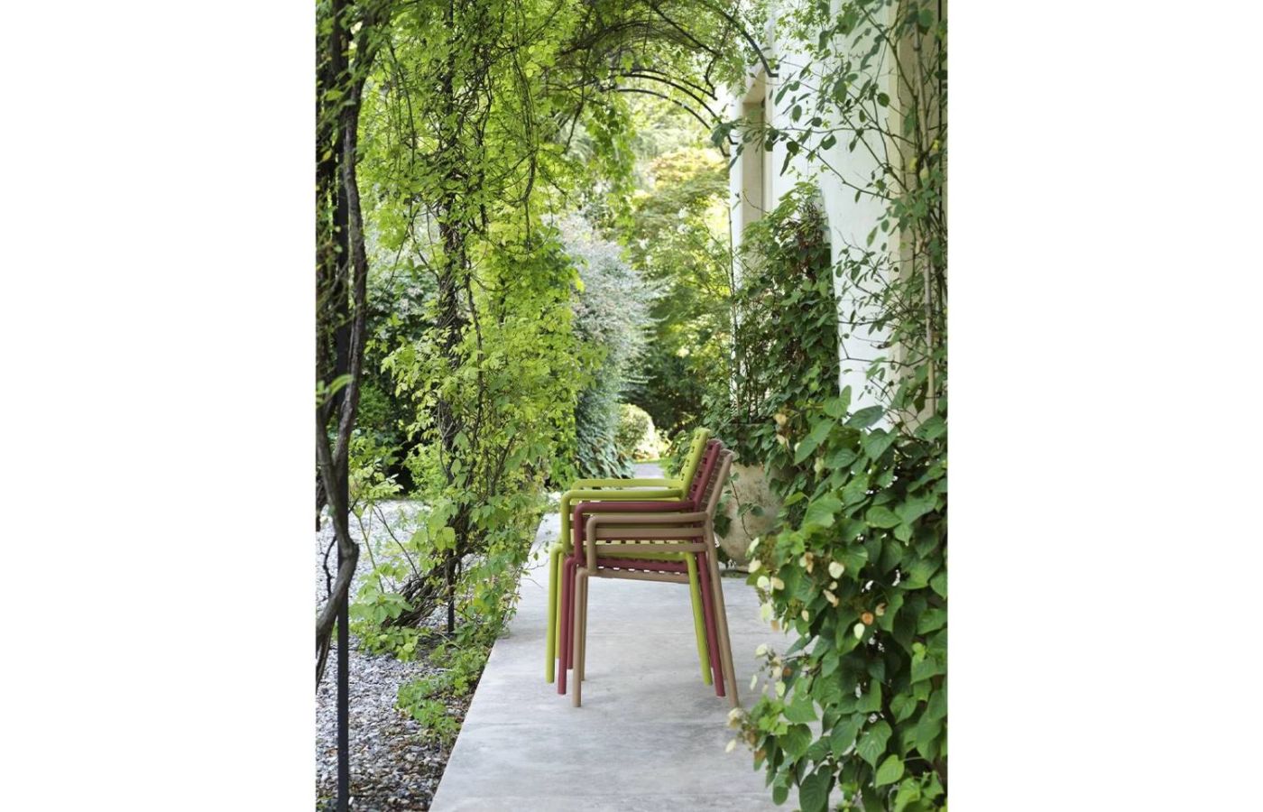 Nardi Armlehnstuhl Doga rot 60x83,5 cm