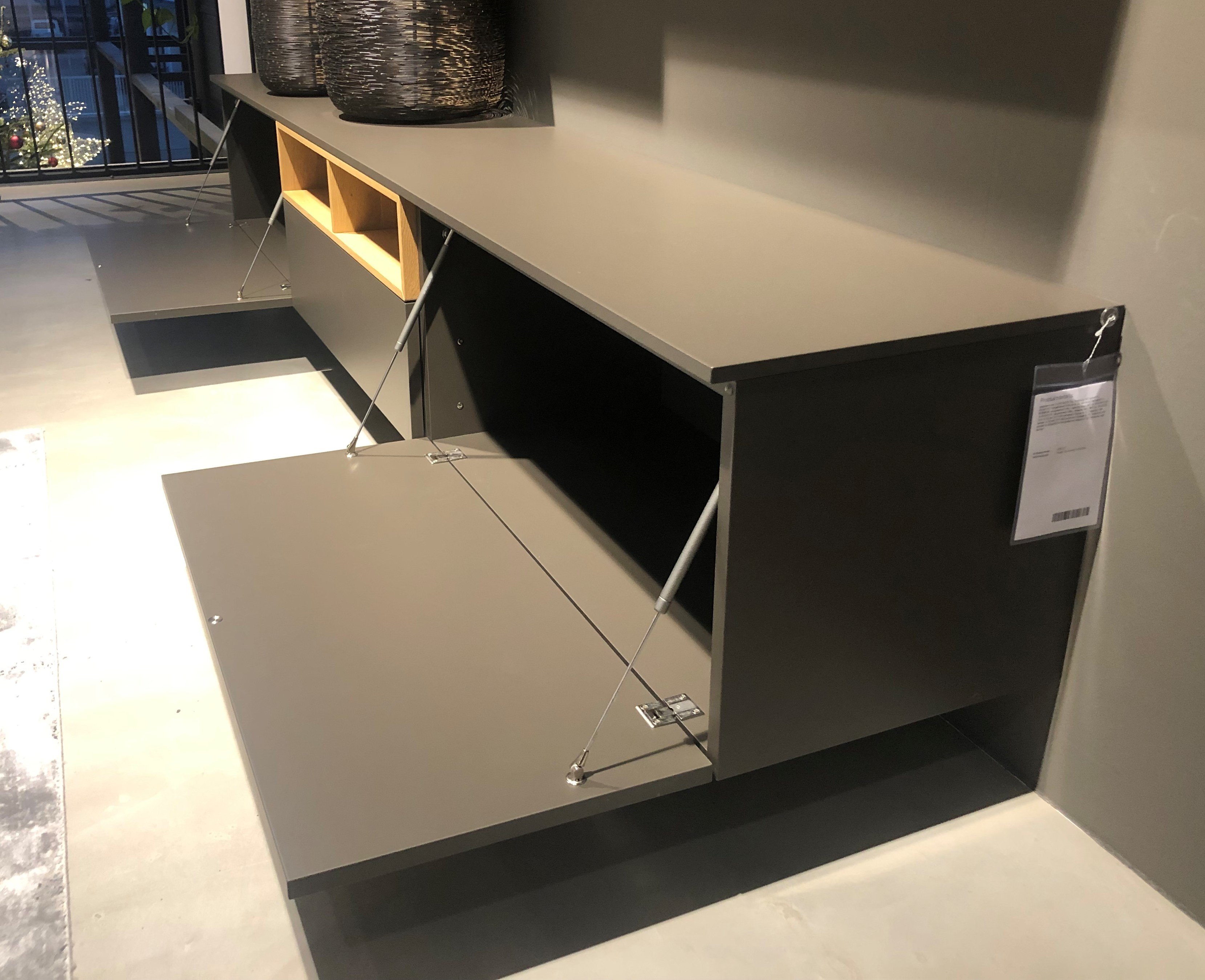 San Giacomo Wohnwand LAMPO - AUSSTELLUNGSSTÜCK