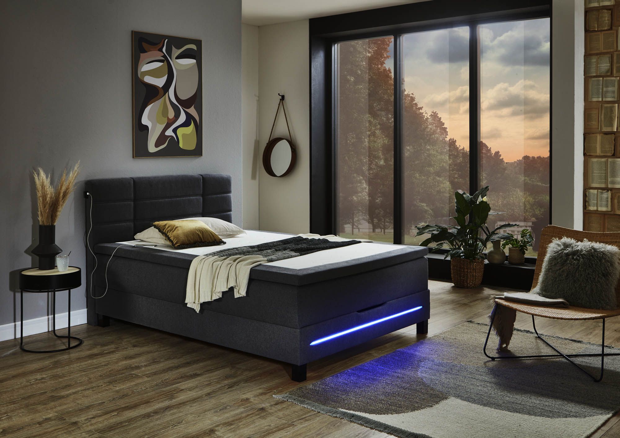 Boxbett anthrazit 140 x 200 cm Alta - integrierte RGB-Lichtleiste mit Farbwechselfunktion,